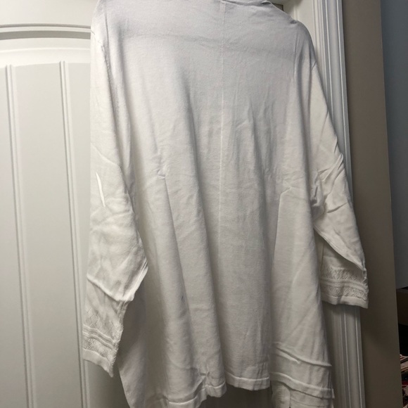 Cardigan sweater - Picture 3 of 3